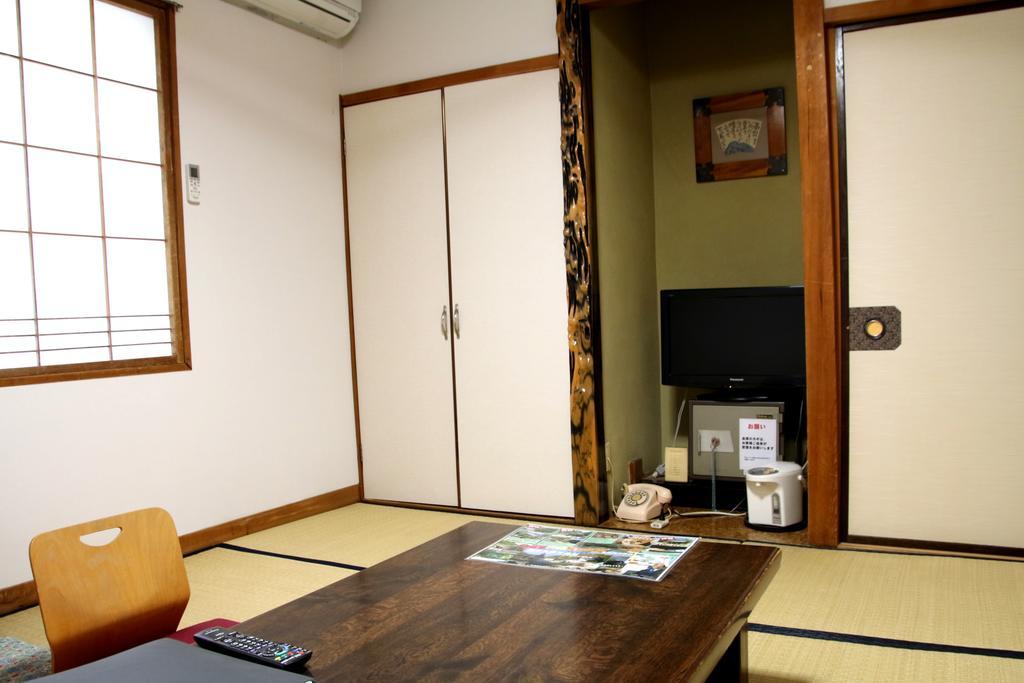 Suimeikan Karukaya Sanso ทาคายาม่า ห้อง รูปภาพ