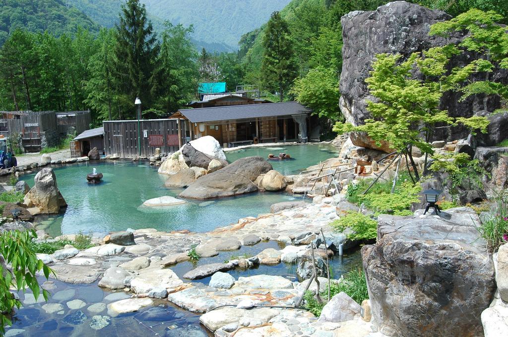 Suimeikan Karukaya Sanso ทาคายาม่า ภายนอก รูปภาพ
